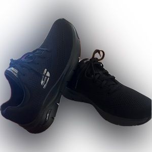 Brand New in box. Skecher Arch Fit sneaker. Size 10 Podiatrist approved!
